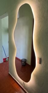 Espejos con iluminación a medida en Querétaro