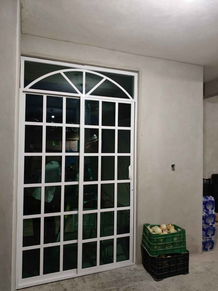 Empresa de aluminio y vidrio en Querétaro